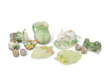 GROUP OF WHIMSICAL VINTAGE TABLEWARE