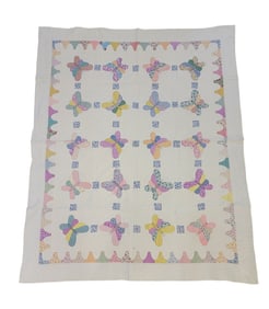 BUTTERFLY APPLIQUE QUILT
