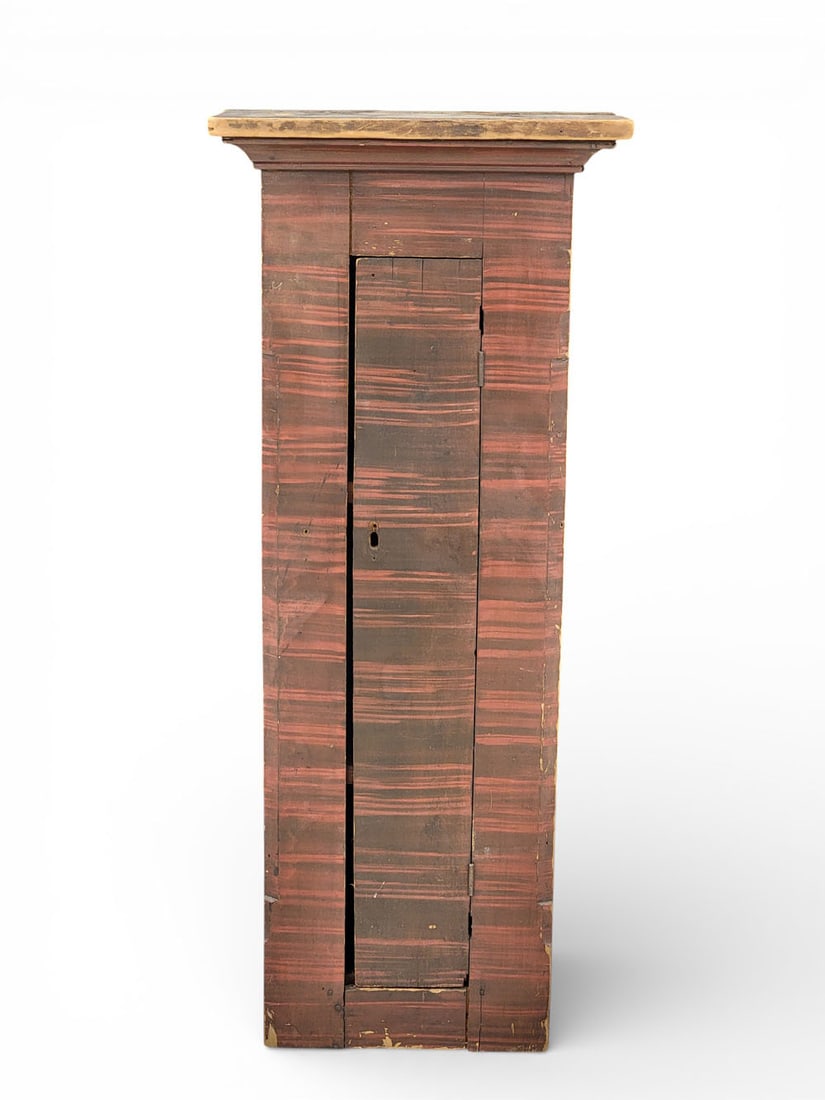 MAKE-DO PAINTED CUPBOARD (1 of 5)