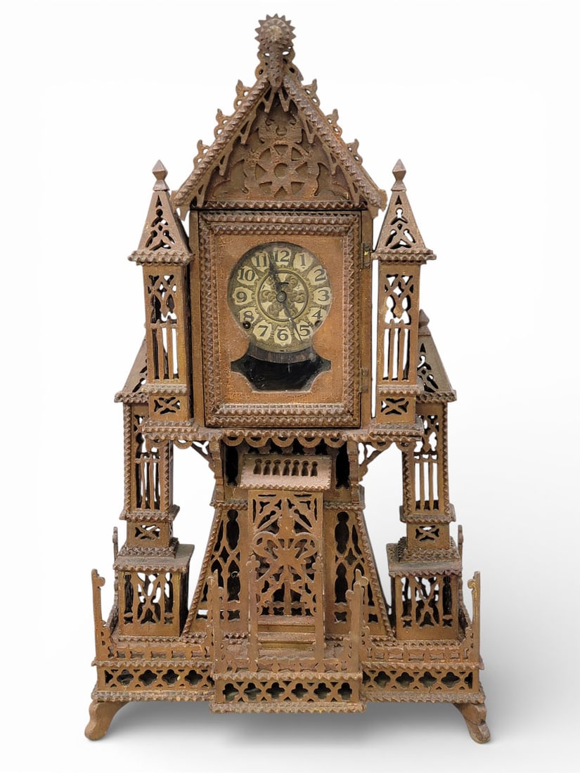 FRETWORK MANTLE CLOCK (1 of 11)