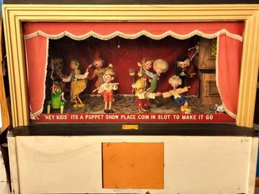 COIN-OP ANIMATED PELHAM PUPPET SHOW