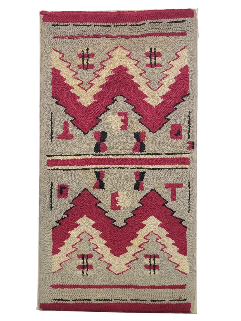 NAVAJO-STYLE HOOKED RUG (1 of 2)