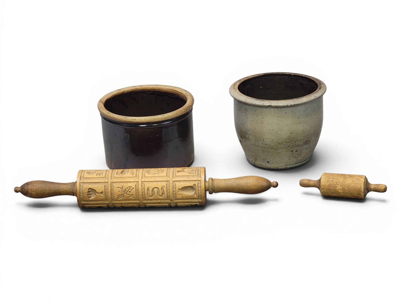 STONEWARE AND ROLLING PINS (1 of 3)