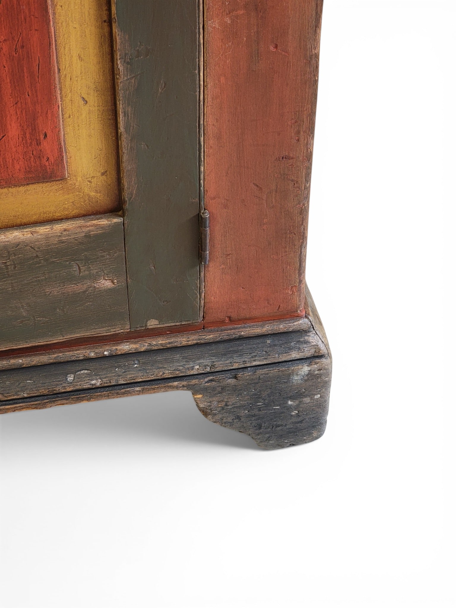 PAINTED STEP-BACK CUPBOARD - 4