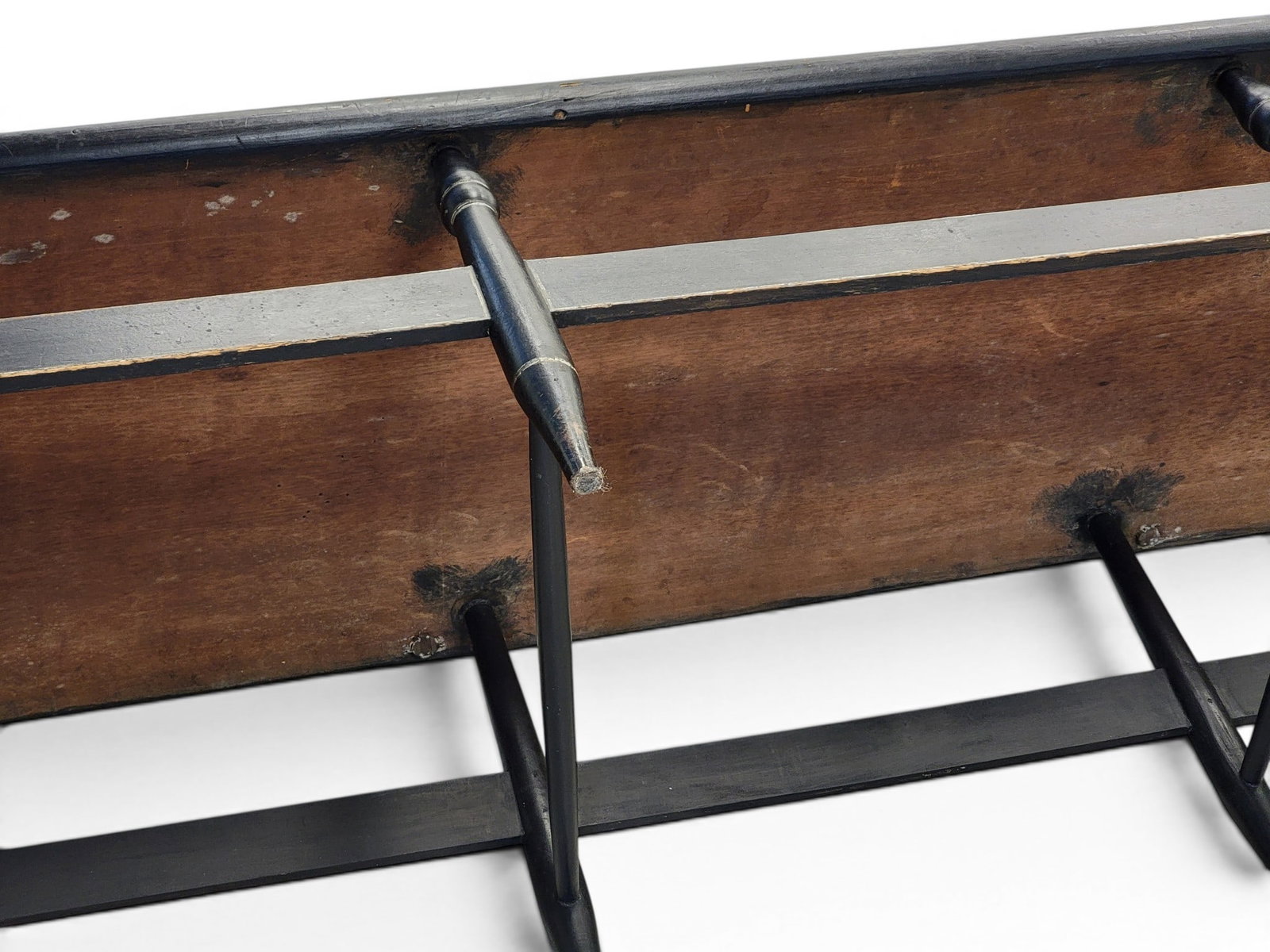 PAINTED WINDSOR SETTEE - 5