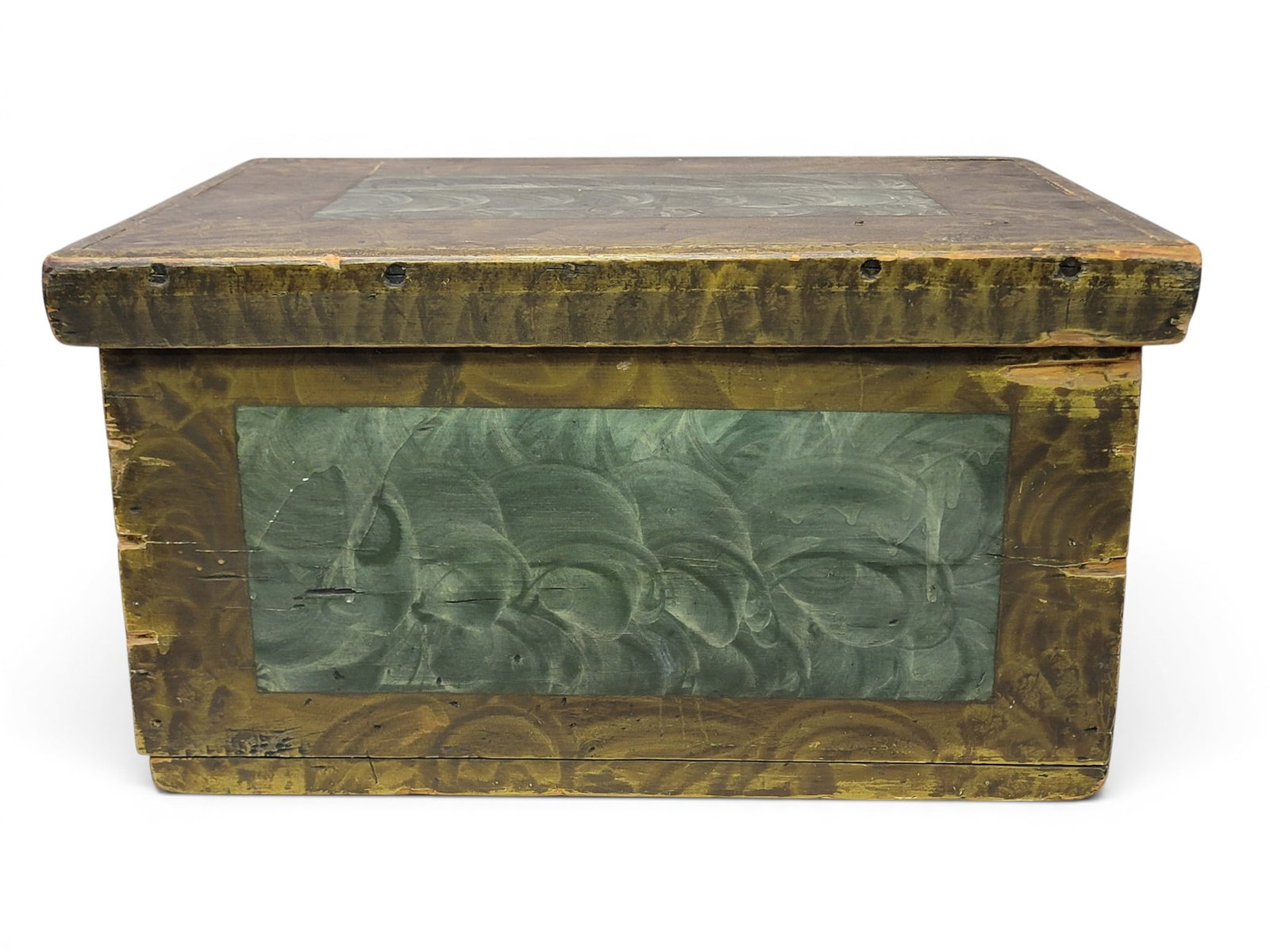 DECORATED BOX (1 of 7)