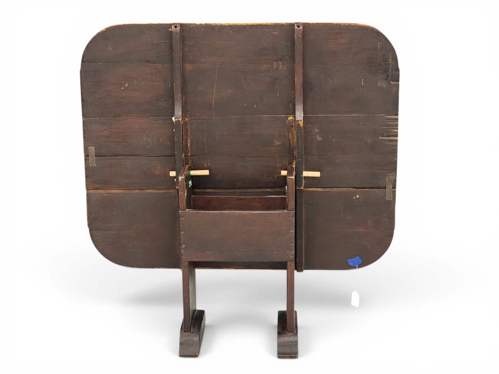 HUTCH TABLE - 4