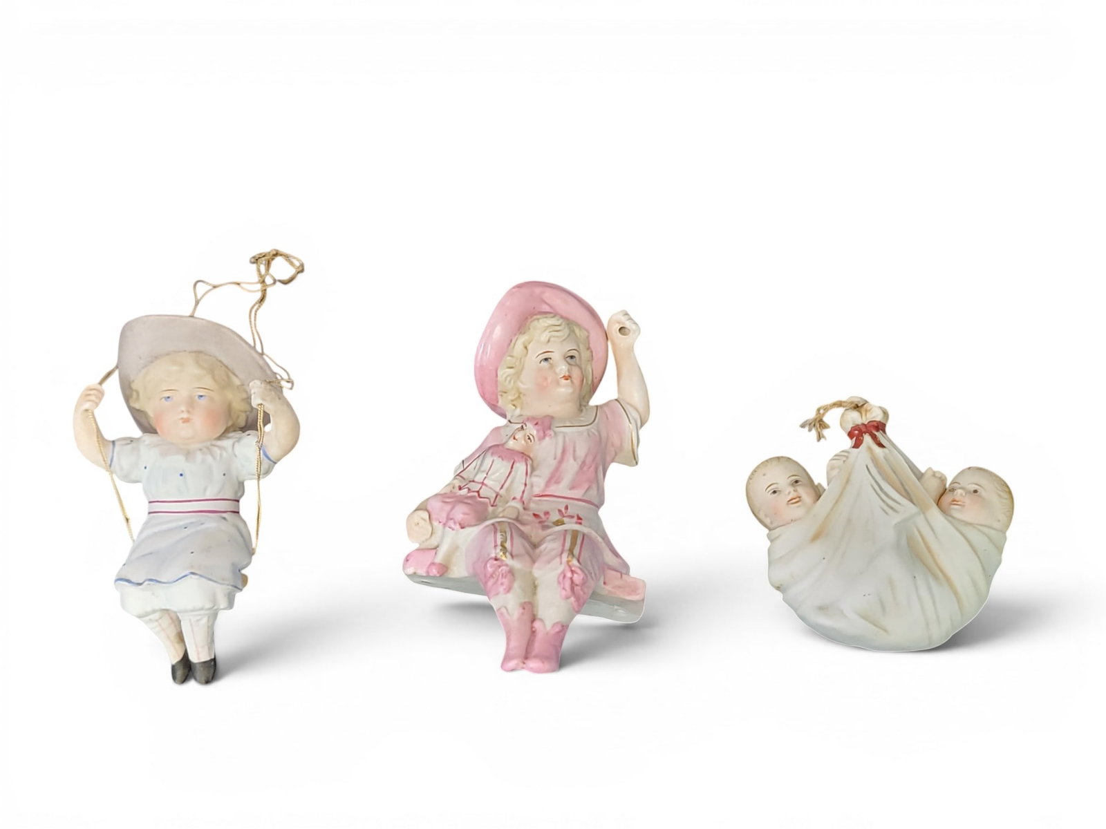THREE VICTORIAN LAMPS SWINGERS (1 of 2)