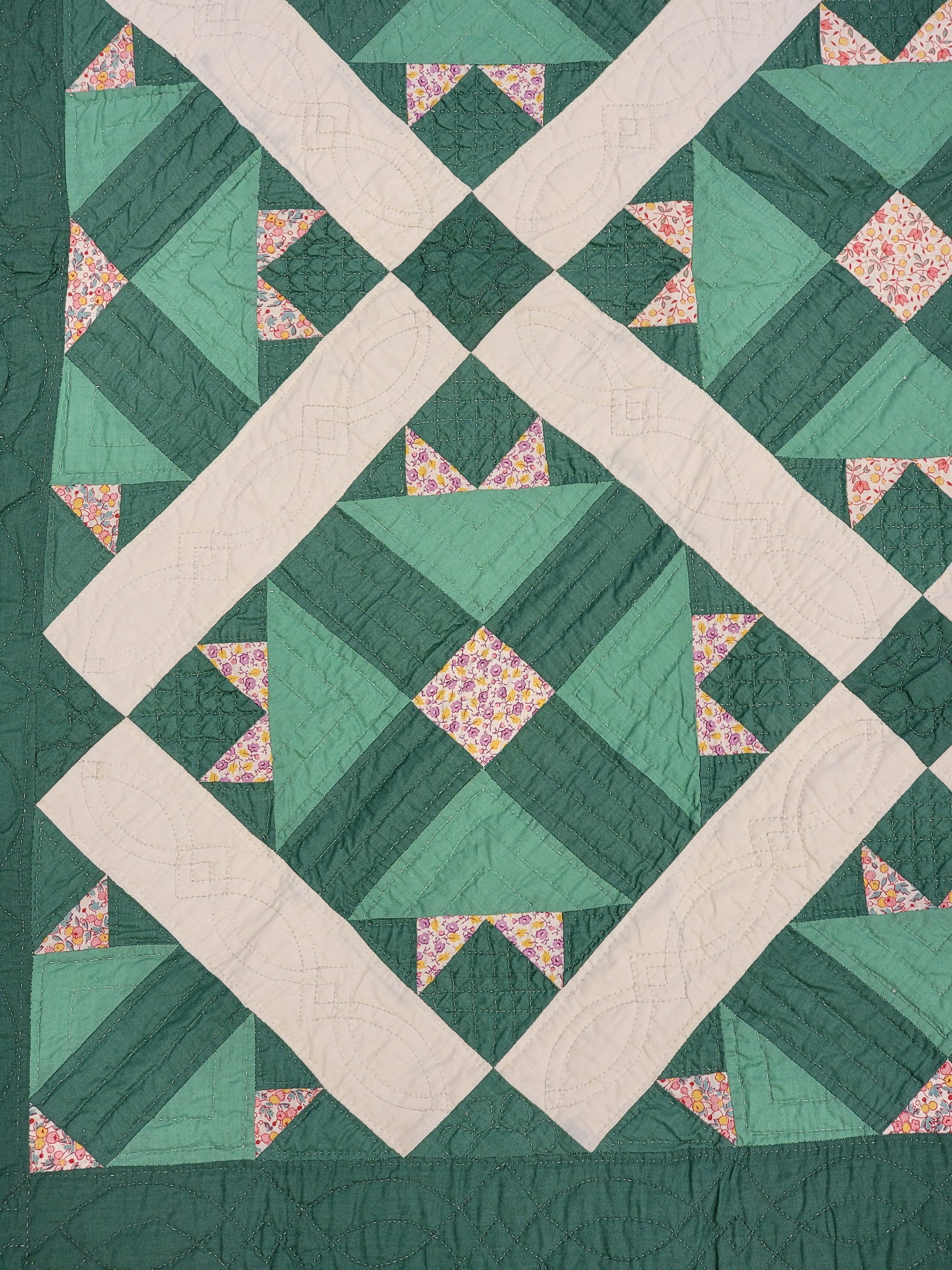 "CROSS AND CROWN' QUILT (1 of 6)