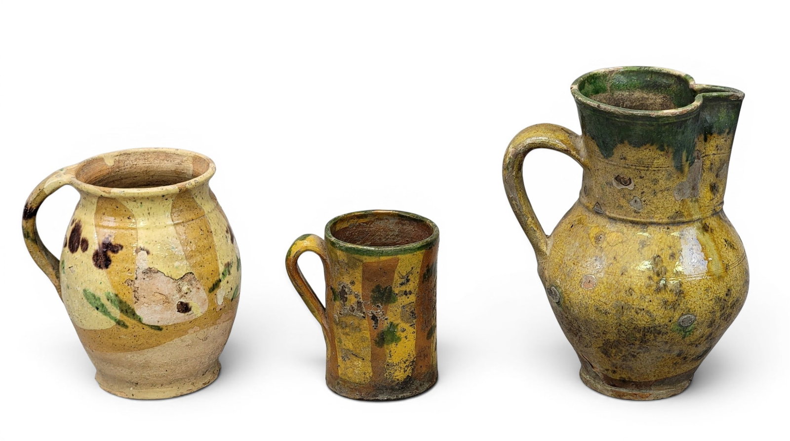 THREE REDWARE VESSELS