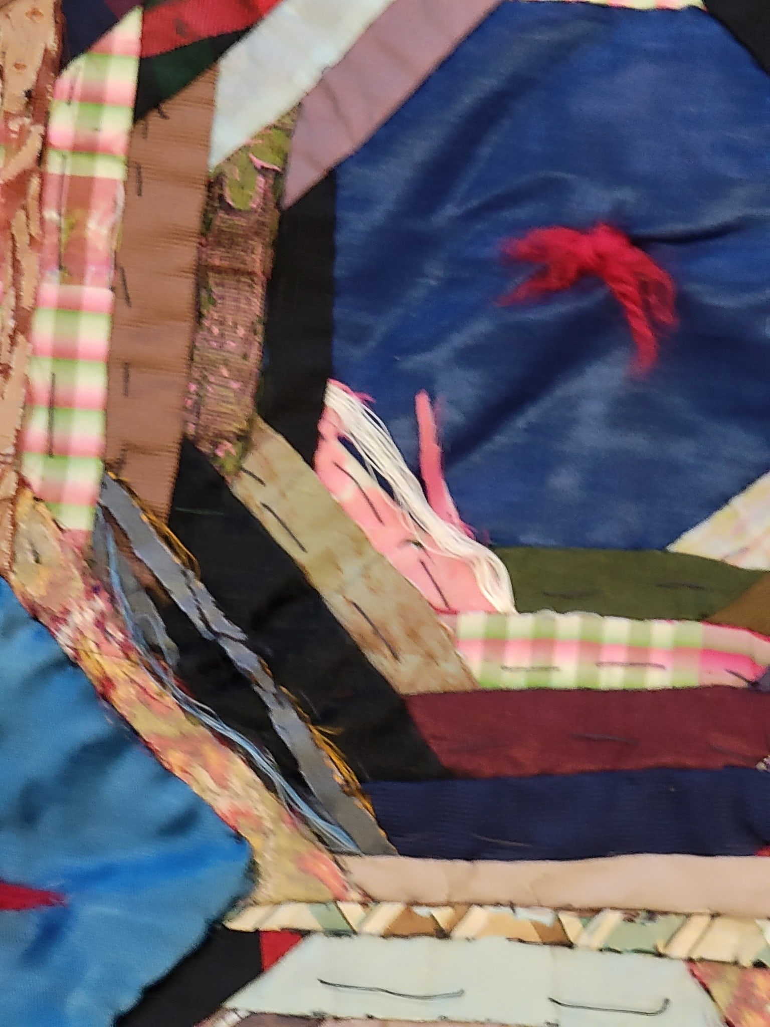 VIBRANT CRAZY QUILT - 3