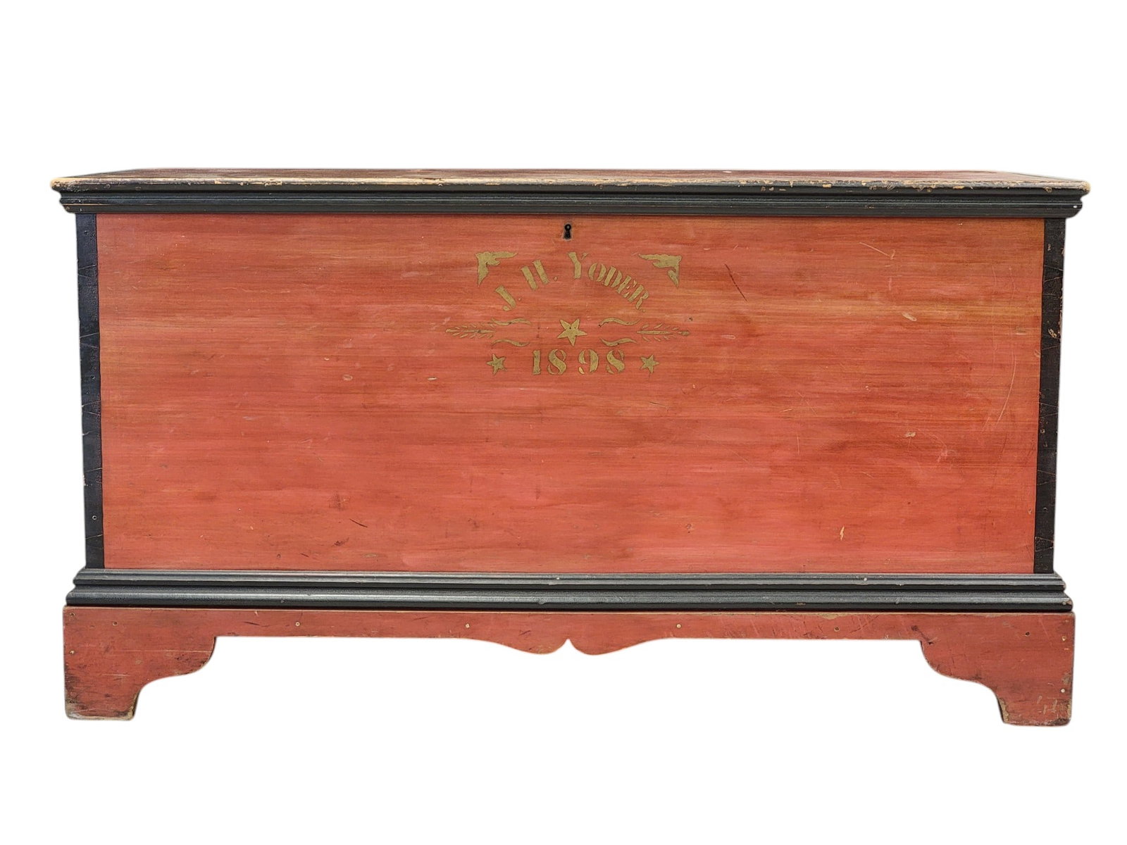 SIGNED & STENCILED INDIANA MENNONITE BLANKET CHEST (1 of 9)
