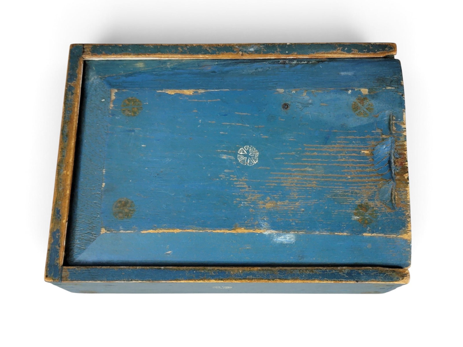 TWO AMERICAN PAINTED BOXES - 14