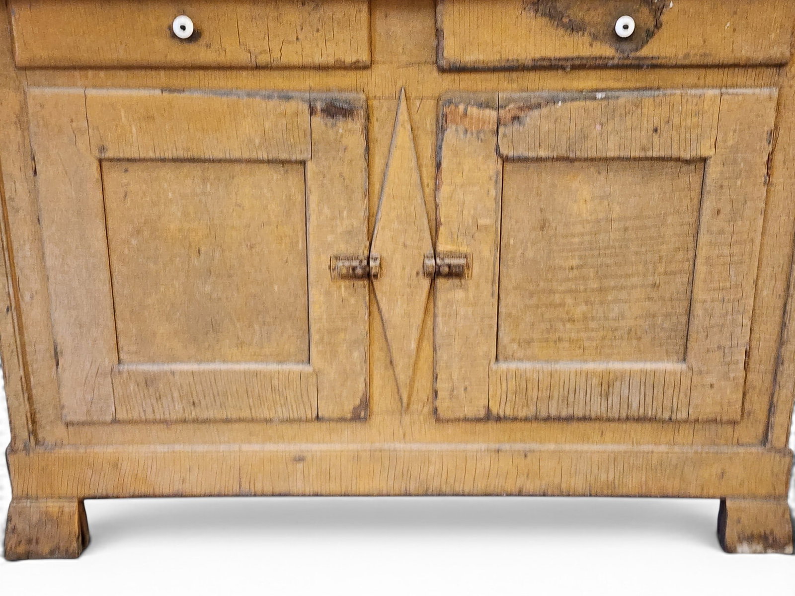 PAINTED STEP-BACK CUPBOARD - 6