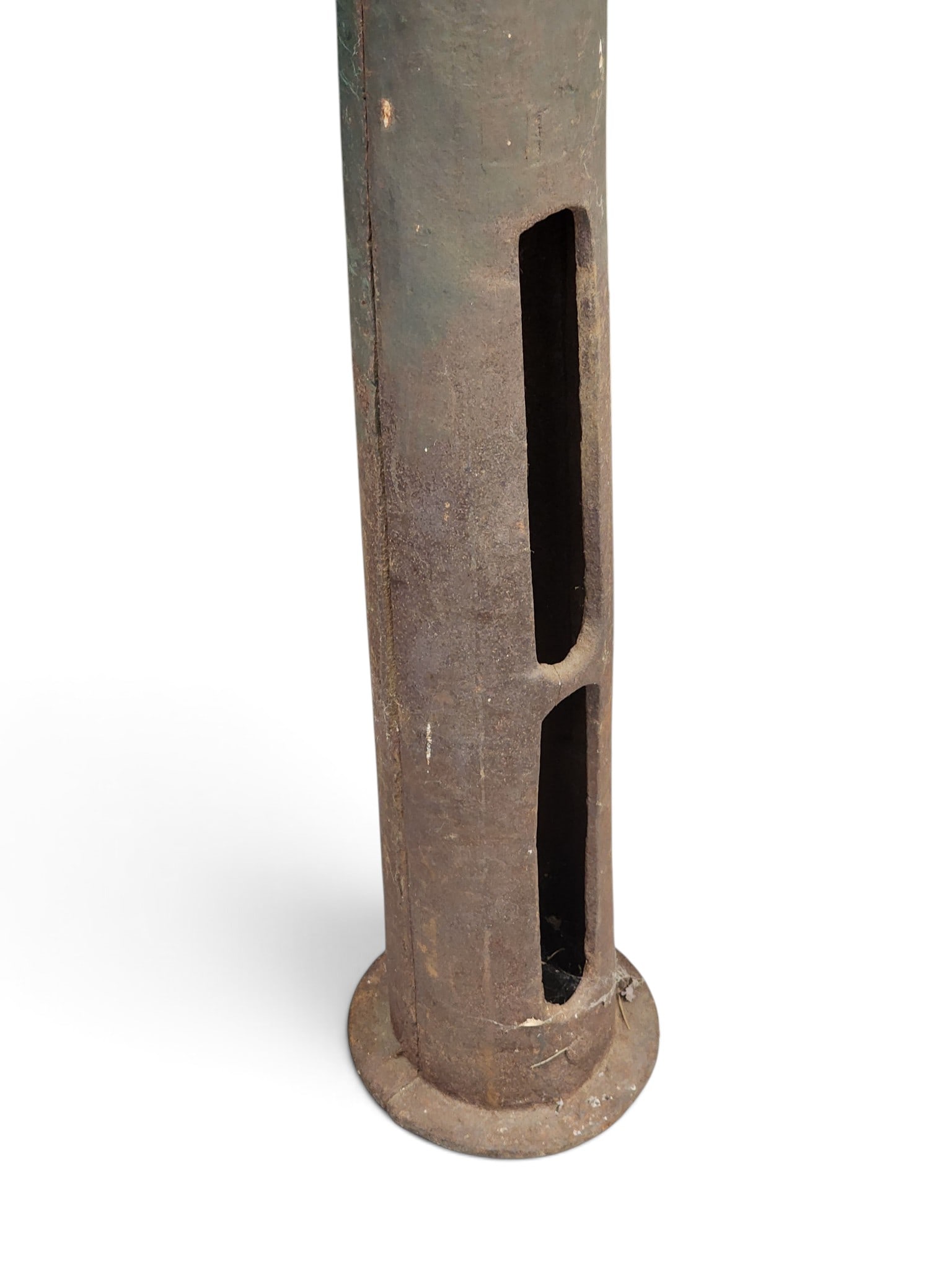 CAST IRON TREE HITCHING POST - 8