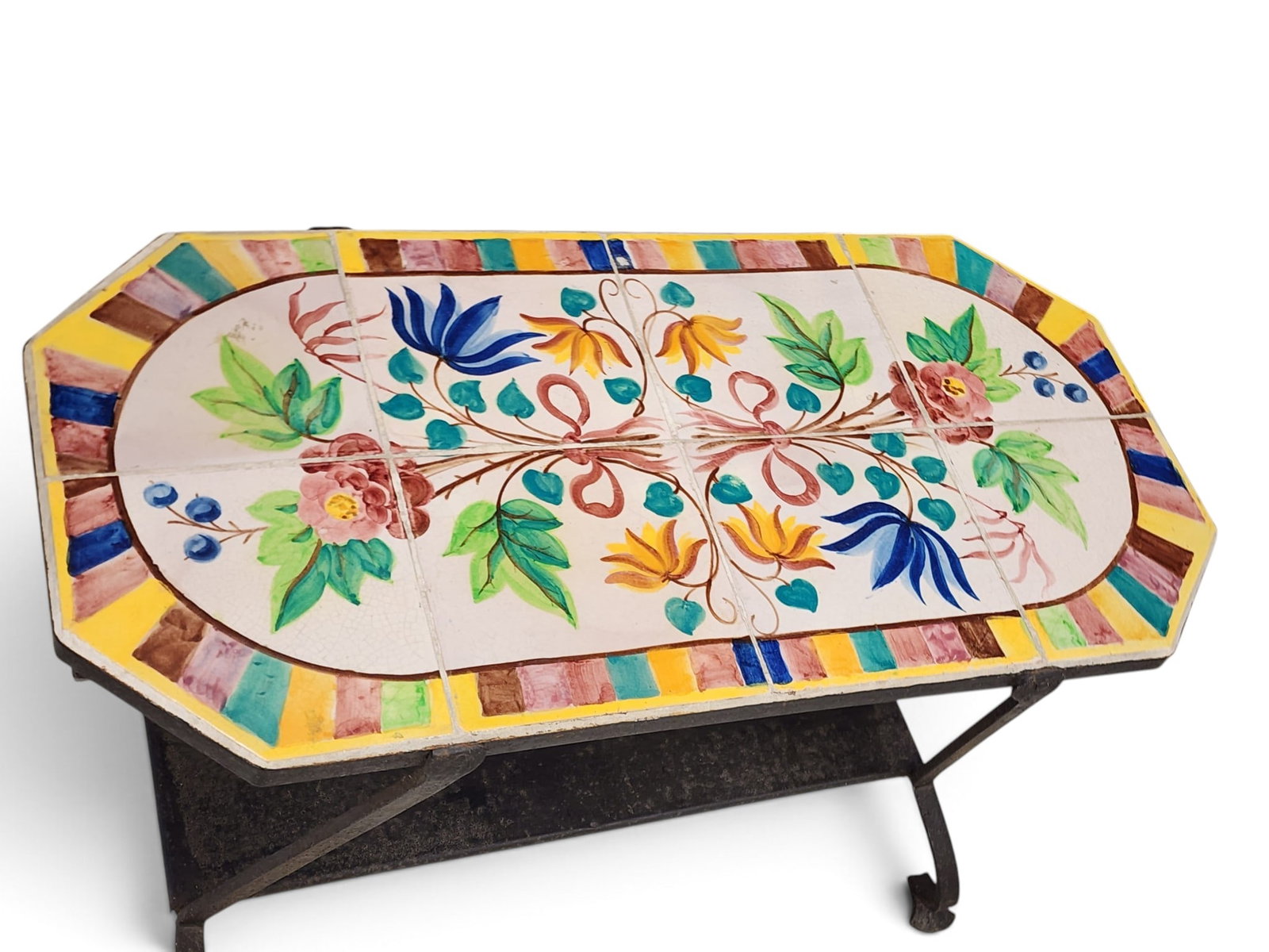 CALIFORNIA TILE-TOP TABLE - 4