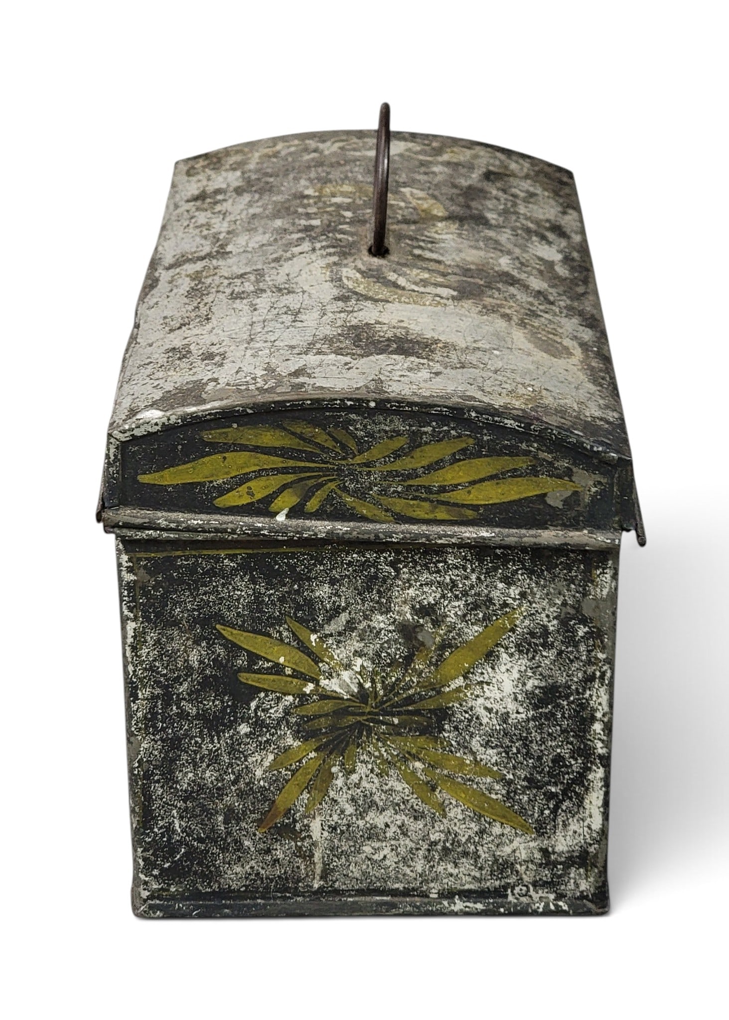 TWO AMERICAN TOLEWARE BOXES - 11