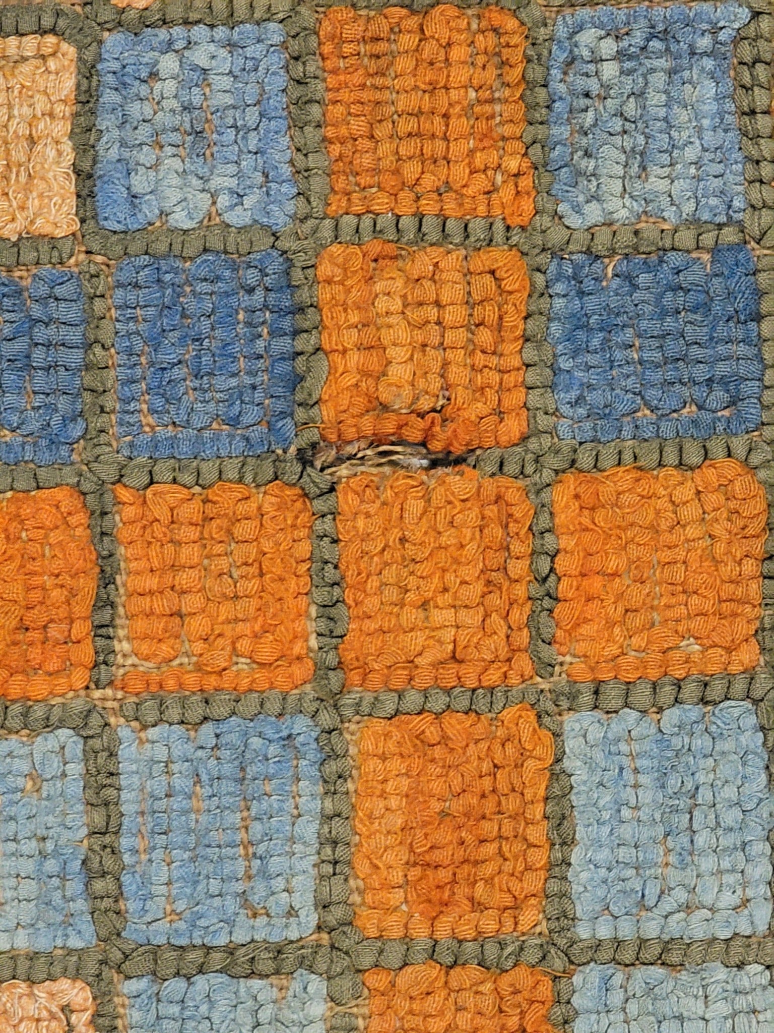 AMERICAN HOOKED RUG - 4