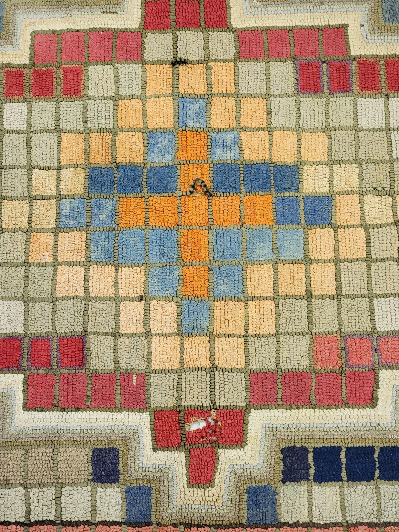AMERICAN HOOKED RUG - 6