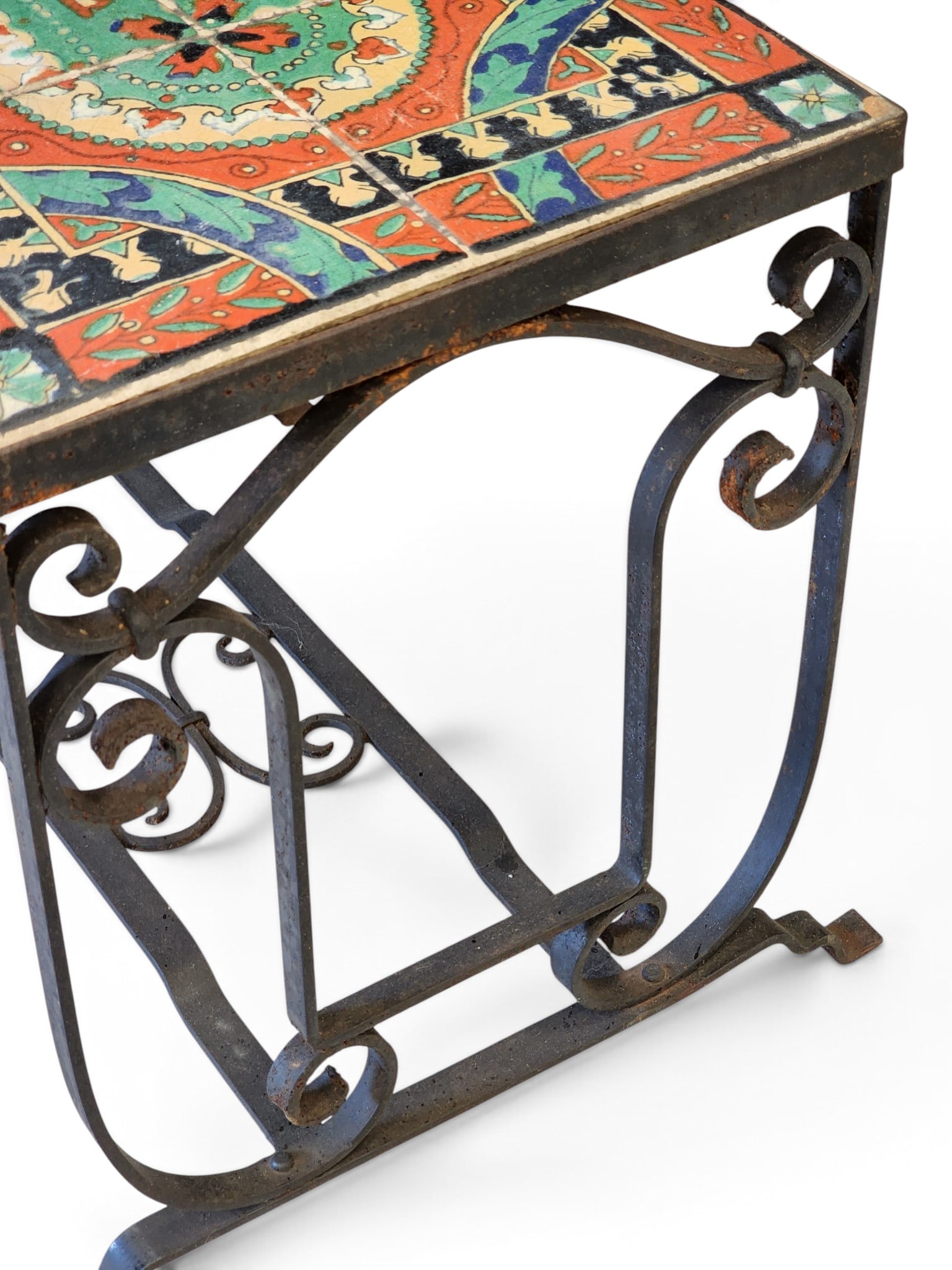 CALIFORNIA TILE-TOP TABLE - 3
