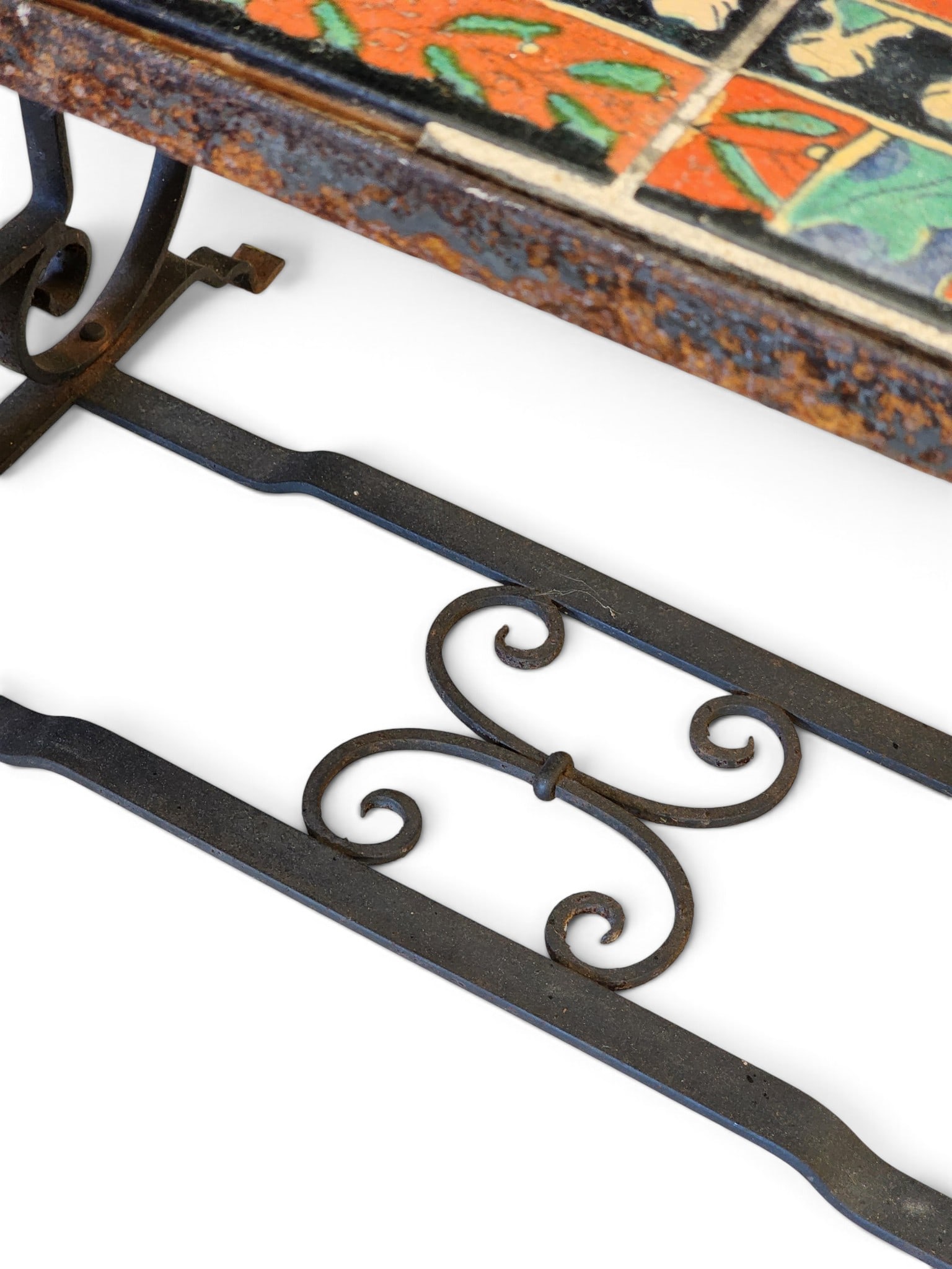 CALIFORNIA TILE-TOP TABLE - 4