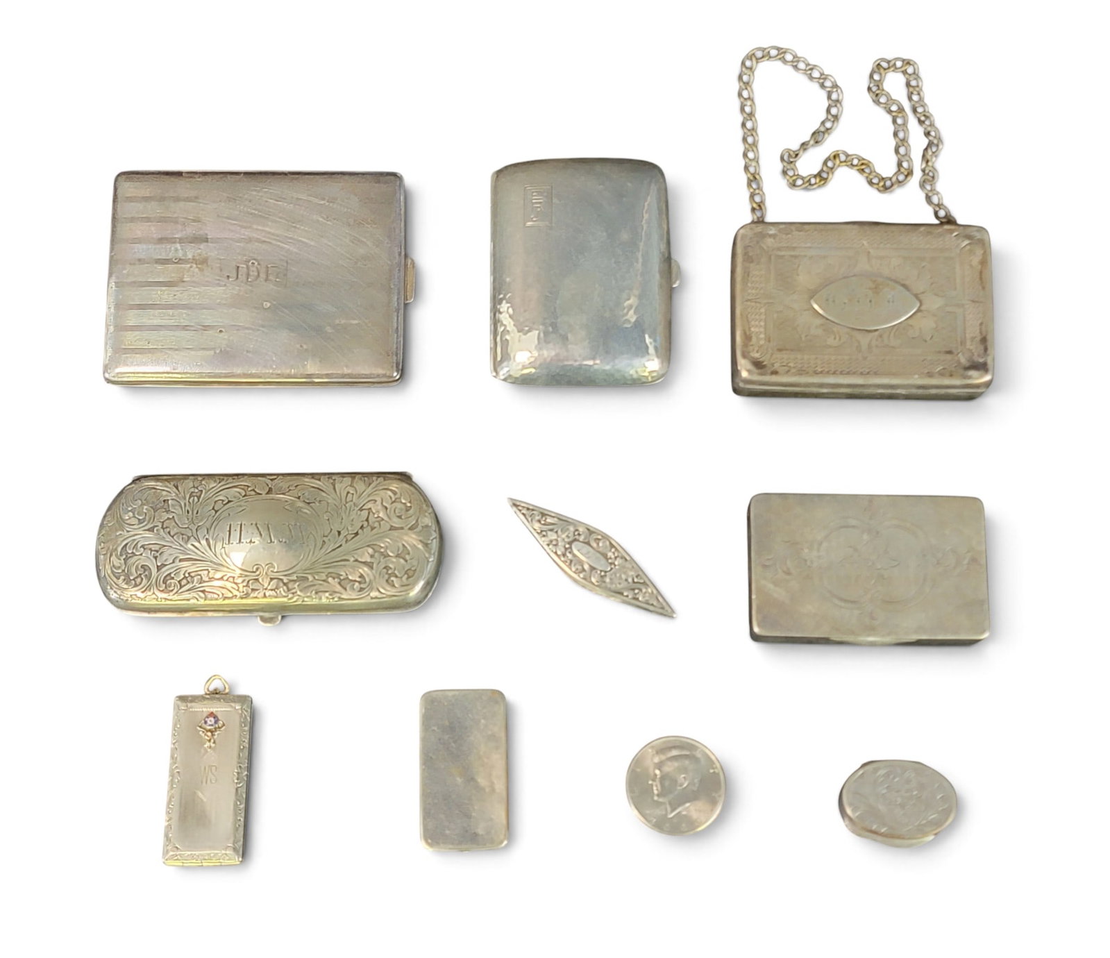 COLLECTION OF SILVER ACCESSORIES (1 of 12)