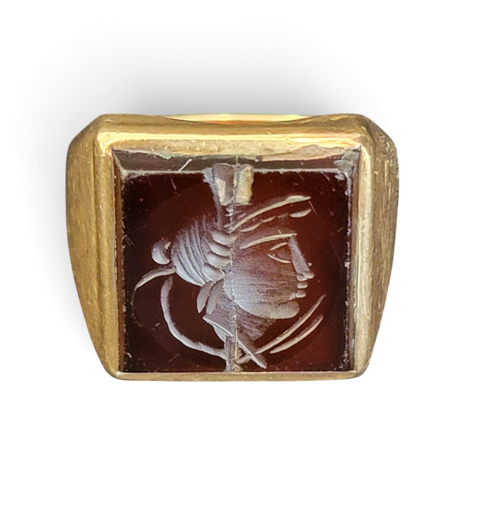 MAN'S CARNELIAN INTAGLIO RING: Unmarked 14K gold with Roman-style bust. Appox. a size 9 and 14g total weight. Provenance: the Collection of Bill Williamsen, Grand Rapids, Ohio. NOTE: We are happy to answer questions and take