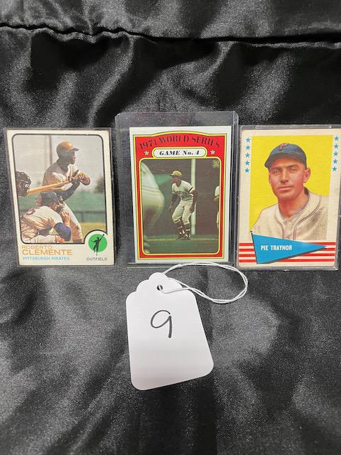 3 PC TOPPS ROBERTO CLEMENTE AND PIE TRAYNOR CARD LOT (1 of 1)