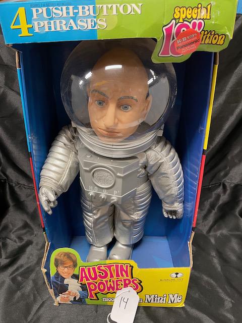 LARGE AUSTIN POWERS MINI ME MCFARLANE FIGURE 22" (1 of 1)