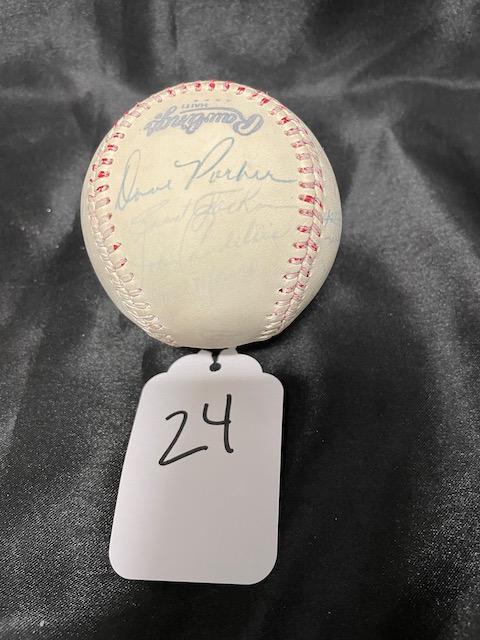 SIGNED PIRATES BASEBALL DAVE PARKER ROOKIE YEAR WILLIE STARGELL ETC (1 of 3)