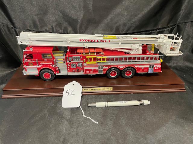 FRANKLIN MINT LARGE SCALE FIRE ENGINE SNORKEL NO. 1 (1 of 2)