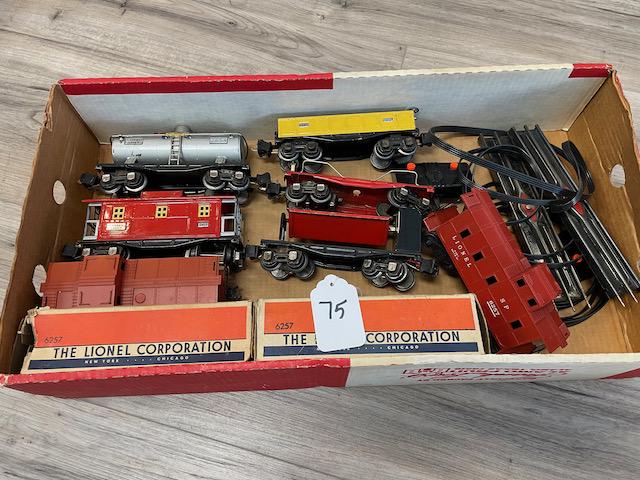 LIONEL TRAINS AND MORE LOT: Comes as seen in pictures