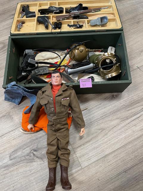 GIJOE WITH CASE AND FOOTLOCKER FROM THE 1960'S (1 of 1)