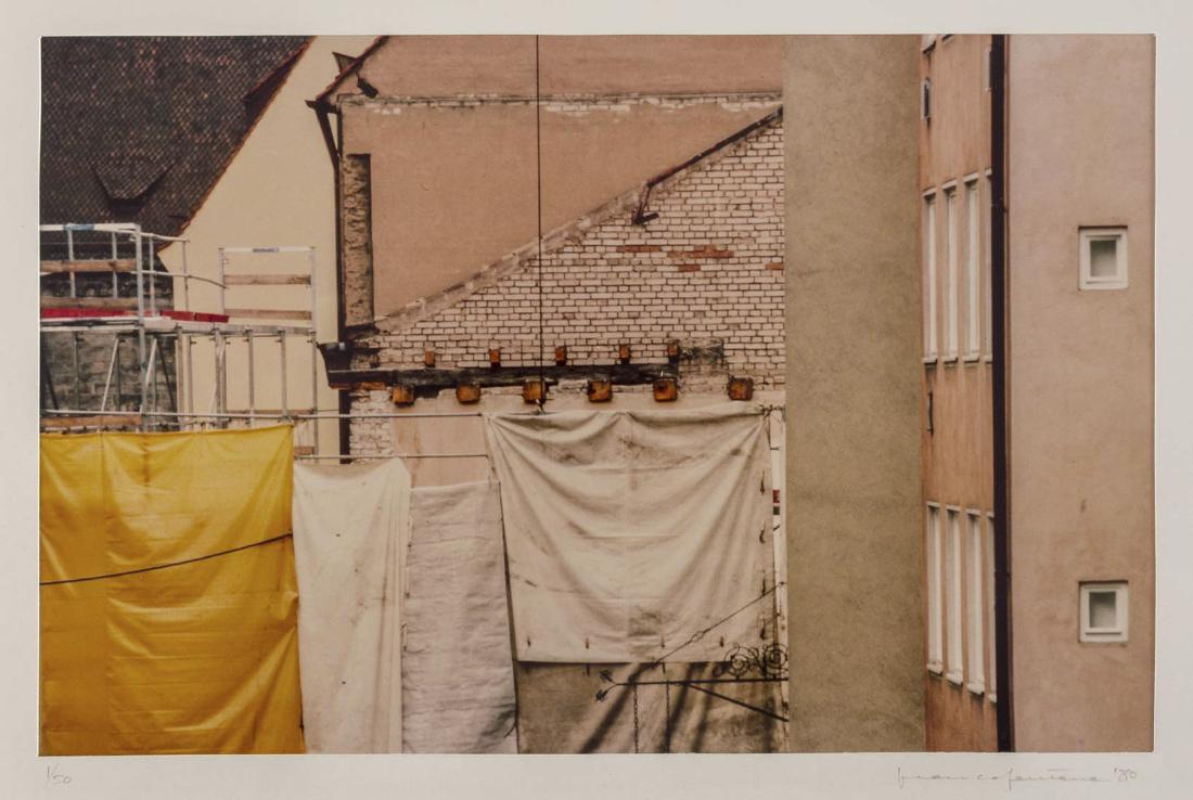 FRANCO FONTANA, Paesaggio urbano: FRANCO FONTANA (1933) Paesaggio urbano 1980 C-print, ed. 1/50 23.8 x 35.6 cm Signed and dated lower right, numbered lower left PROVENANCE: Private Collection, Rome