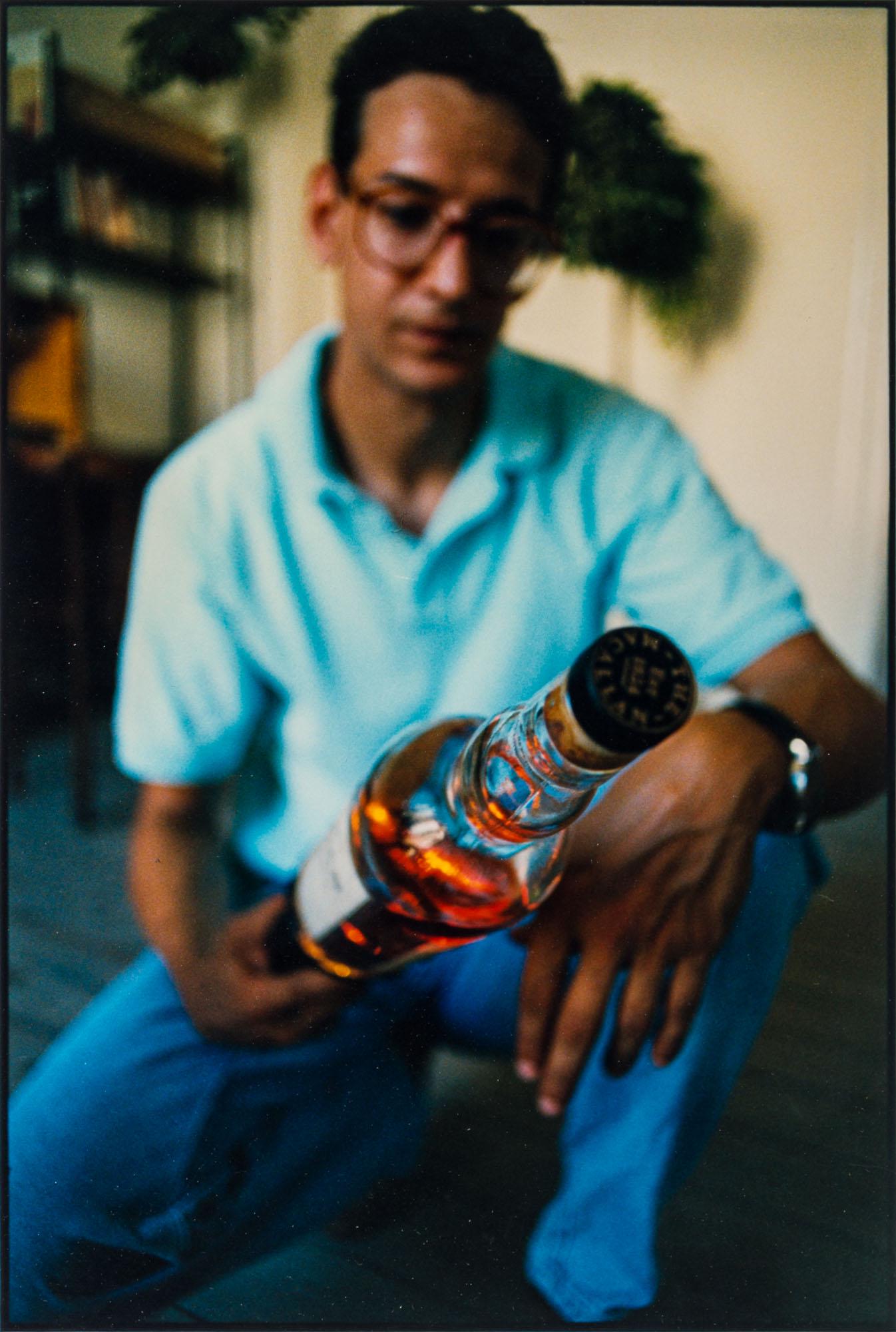 ARMIN LINKE, Ritratto di Mario Airò: ARMIN LINKE (1966) Ritratto di Mario Airò 1993-1994 Coloured photographic print 40 x 30 cm Signed and dated on the reverse PROVENANCE: Atelier of the artist Private collection, Milan Notes:Signed