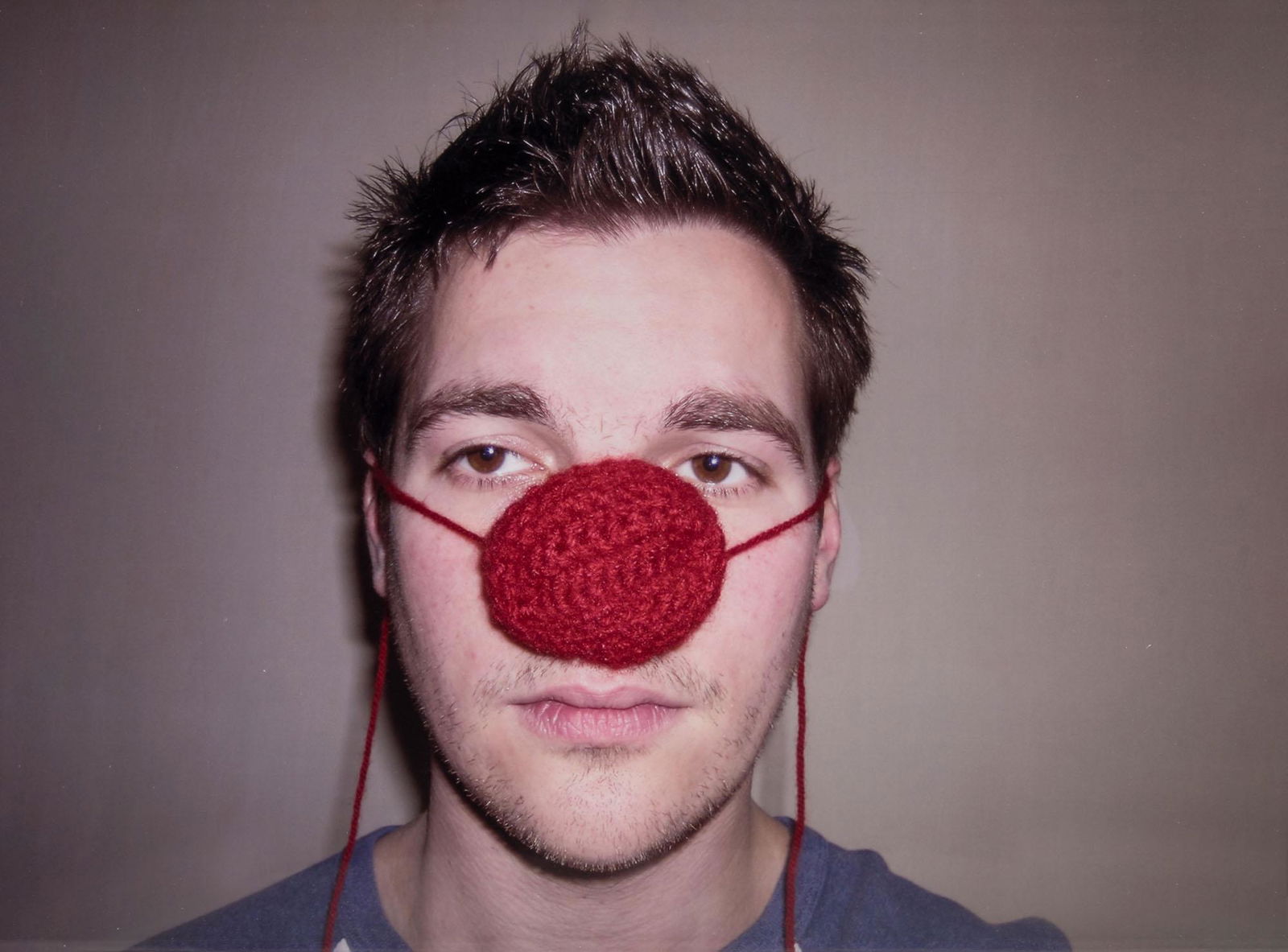 MICHAEL SAILSTORFER, Nasenwarmer: MICHAEL SAILSTORFER (1979) Nasenwarmer 2004 C-print, ed. 7/10 30 x 40 cm Signed on the reverse PROVENANCE: Galerie Zink & Gegner, Munich (label on the reverse) Private collection, Milan Notes:Signed o