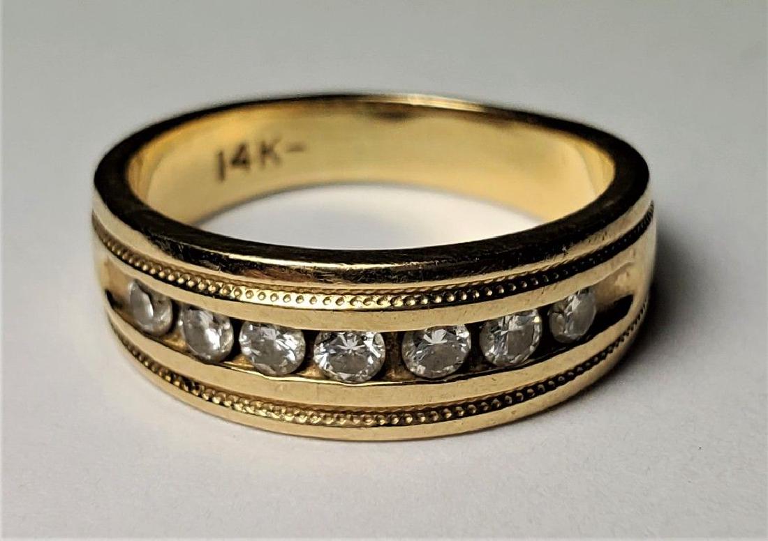 BEAUTIFUL 14K DIAMOND GOLD RING SIZE 5.5-4.2G (1 of 5)