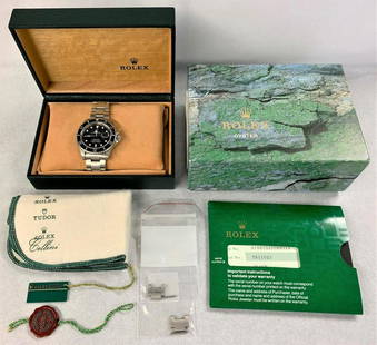 1995 T MODEL ROLEX SUBMARINER WATCH WITH DATE: 1995 T MODEL ROLEX SUBMARINER OYSTER PERPETUAL WATCH WITH DATE. IT WORKS WELL!!! BEAUTIFUL WATCH!! STYLE No. R16610A30B9315 SERIAL No. T611021 DIAL: BLACK THE BRACELET IS ESPECIALLY DESIGNED AND INCLU