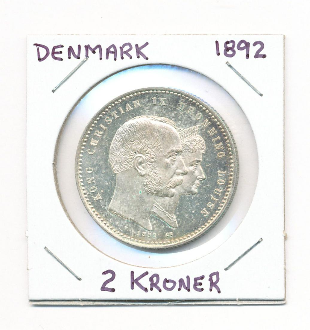 1892 DENMARK SILVER 2 KRONER GOLDEN WEDDING (1 of 2)