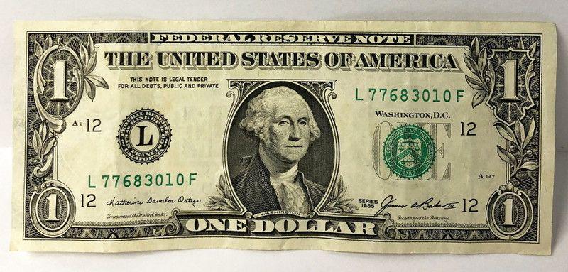 RARE CURRENCY ERROR $1.00 1985 (1 of 2)