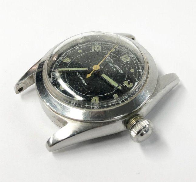 VINTAGE ROLEX SPEED KING NOT WORKING: THIS WATCH IS IN BETTER CONDITION THAN IT LOOKS. IT DOES NOT WORK AND THE CRYSTAL IS CRACKED, HOWEVER IT WAS REPAIRED ABOUT 5 YEARS AGO AND AT THAT TIME IT WAS IN WORKING ORDER. THE CONSIGNER REPORTS