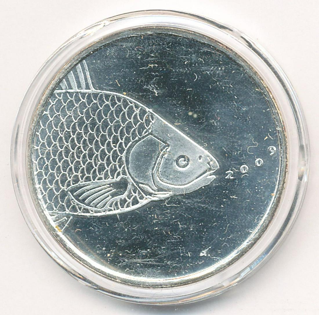 RARE 1 OUNCE FINE SILVER FISH (1 of 2)