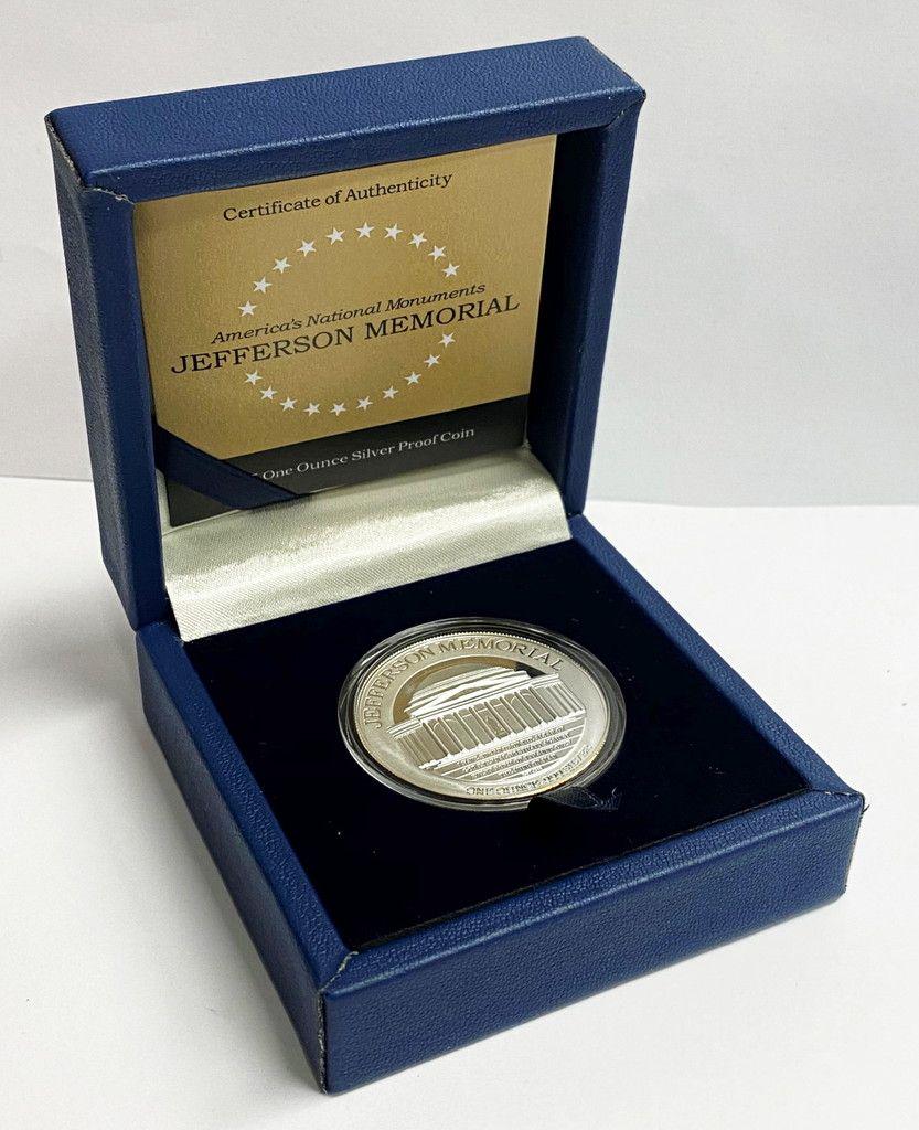 2015 NIUE $2 JEFFERSON MEMORIAL SILVER PROOF COIN (1 of 5)