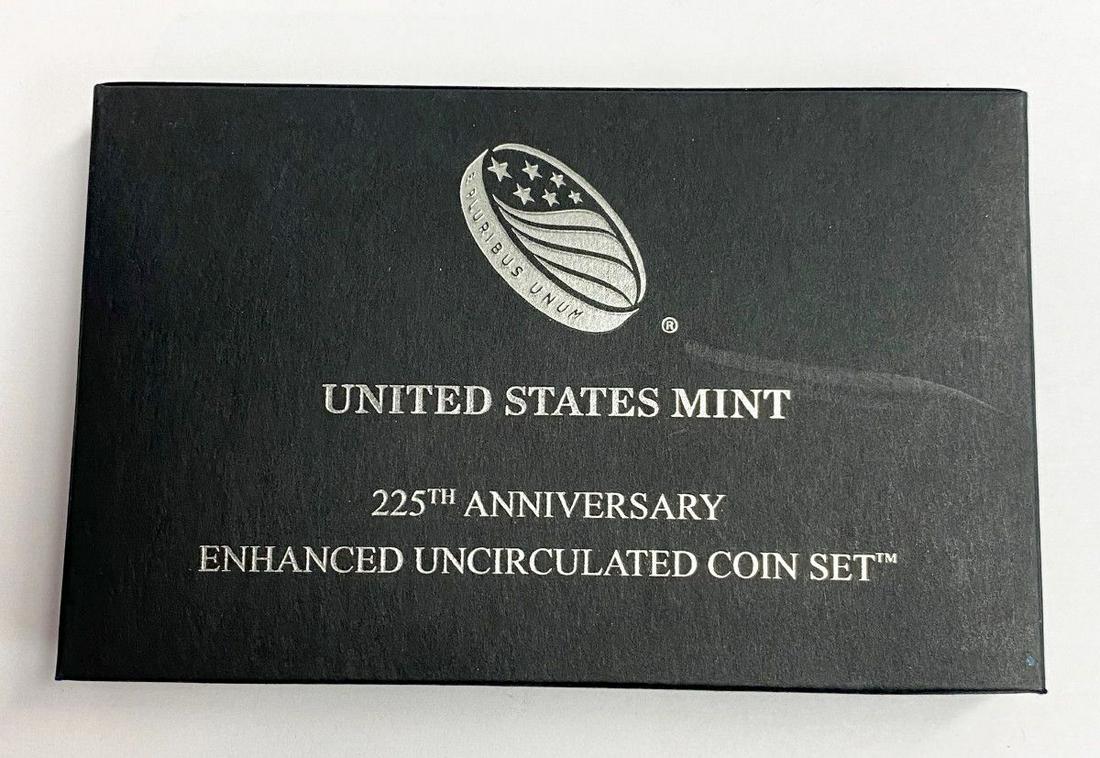 2017 U.S. MINT 225TH ANNIVERSARY ENHANCED UNC. COIN SET (1 of 4)