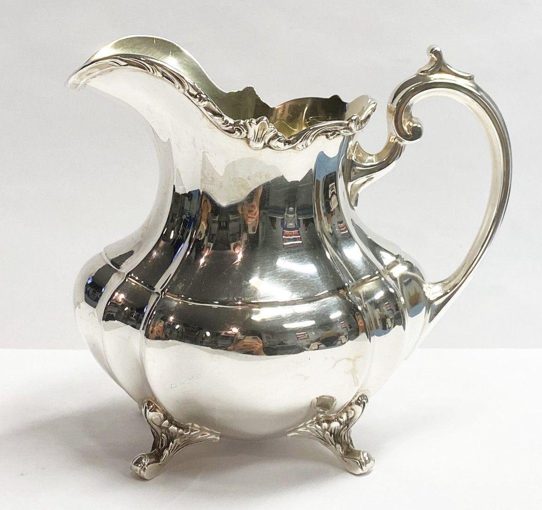 HAMPTON COURT STERLING SILVER CREAMER 253.4 GRAMS (1 of 8)