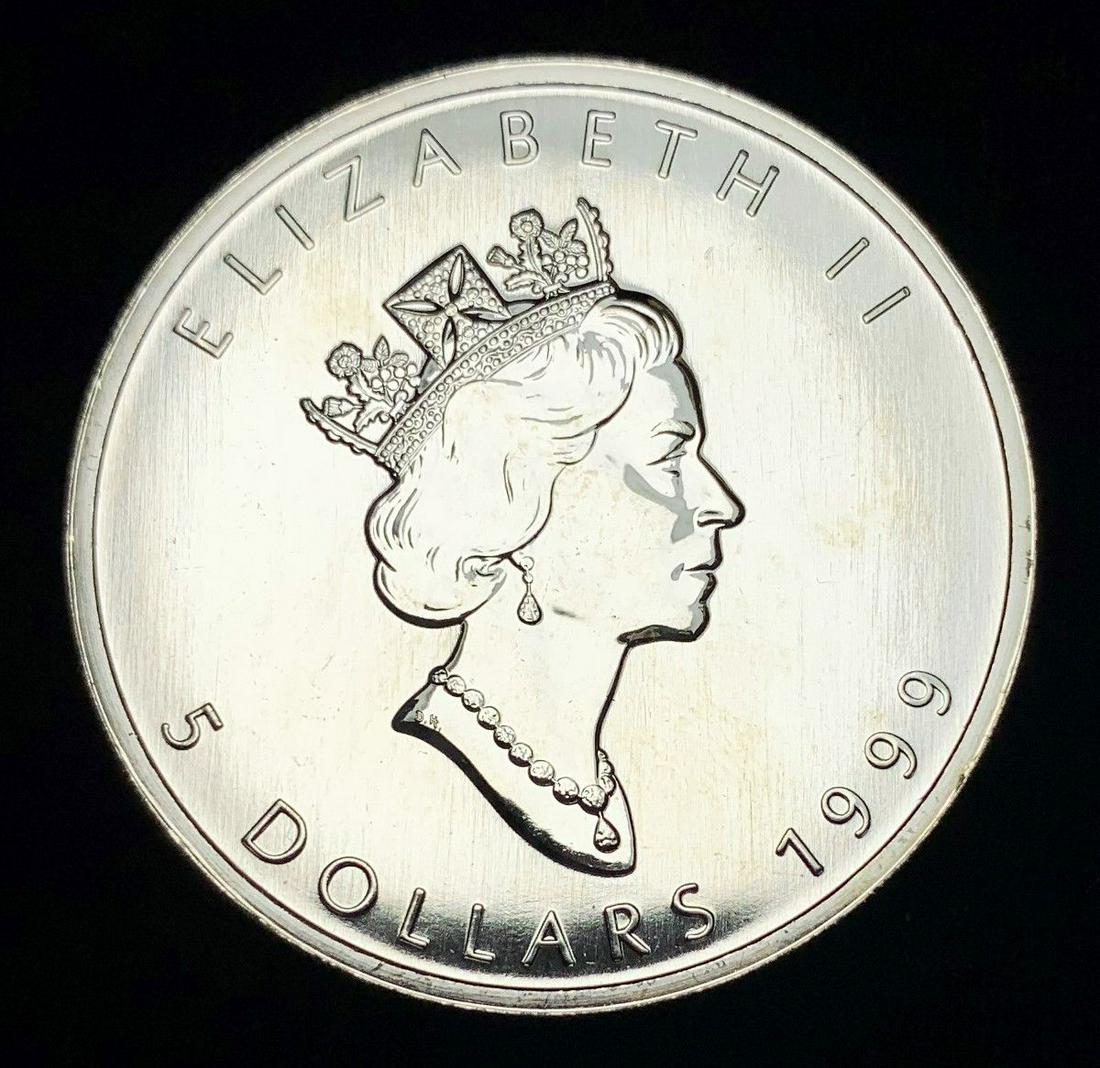 1999 1 OZ SILVER CANADIAN MAPLE LEAF (1 of 2)