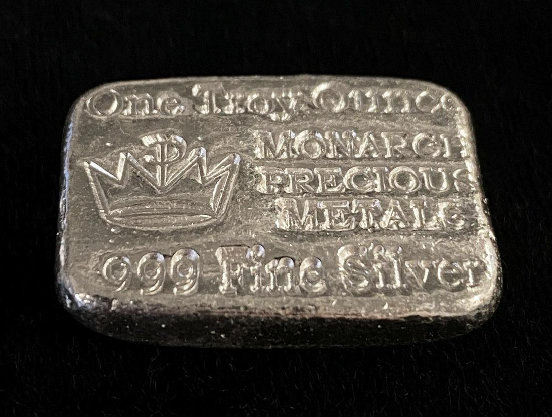 Vintage 1 Ounce Silver Bar: Winner shall receive a silver bar precisely resembling the bar shown here