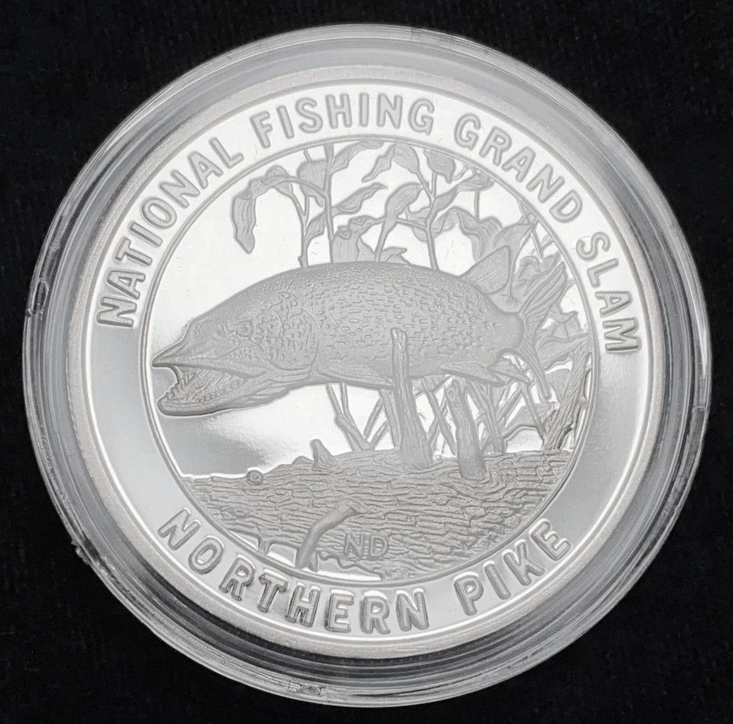 1 Oz Silver Northern Pike Proof 69 (1 of 6)