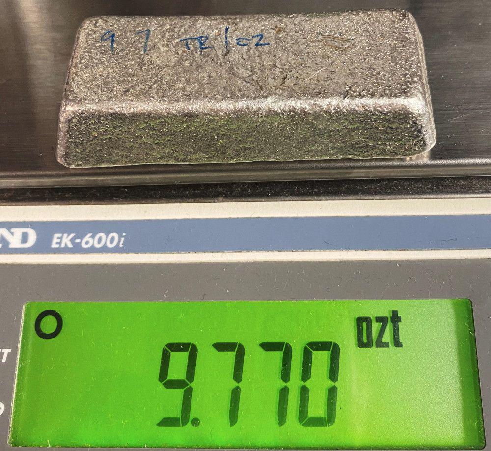 98.82% Fine Silver Vintage Unknown Mine Bar 1954 9.77oz: 98.82% Fine Silver, Vintage Mine Bar (unknown mine 1954) 9.76oz.We have sent a sample bar from this group shown here in for testing and the results are in! Dillon Gage refinery has issued a report cer