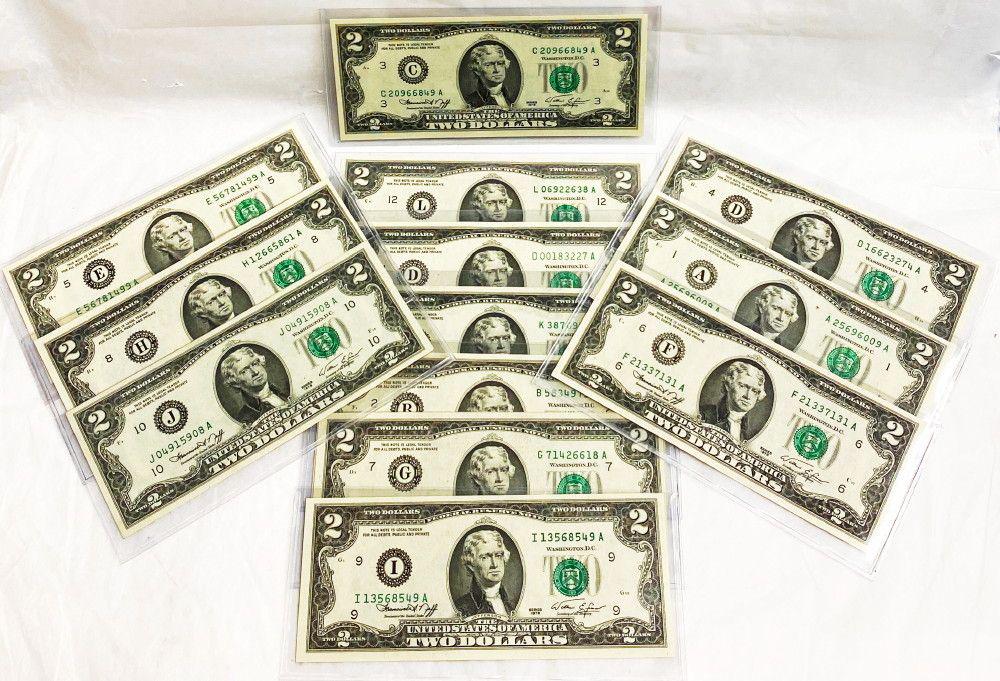 (13) Series 1976 $2 Federal Reserve Notes: Winner shall receive the exact (13) notes shown here.